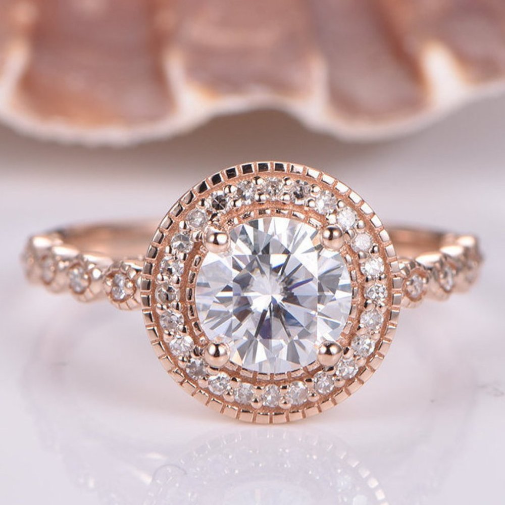 6.5mm Round Moissanite Diamond Engagment Ring Gold